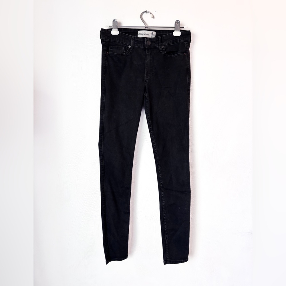Abercrombie & Fitch Super Skinny Jeans Dark Wash Size 6 Long